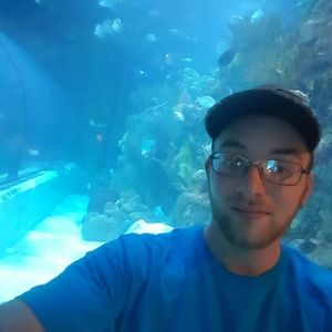 Meet your Posher, Jonathan